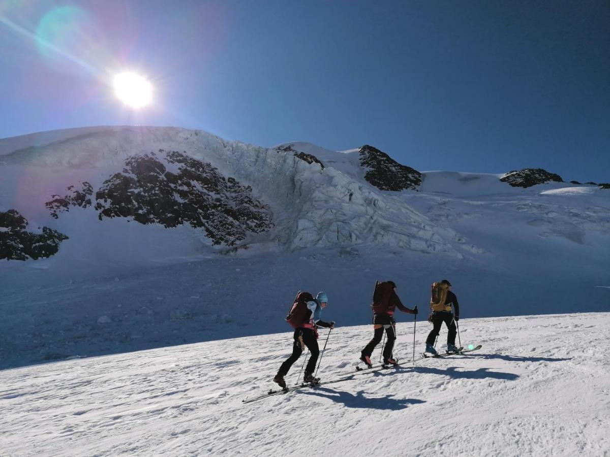 Bergperle Apartments & Mountain Sport Fliess Exteriér fotografie